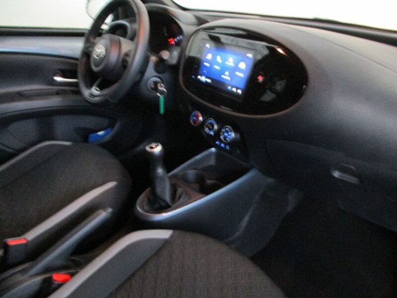 Toyota Aygo X Team D