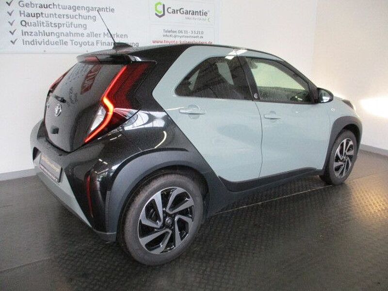 Toyota Aygo X Team D
